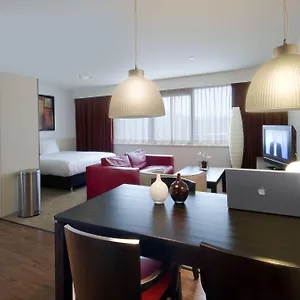 https://htel-serviced-apartments-amstelveen.ihotelsrotterdam.com